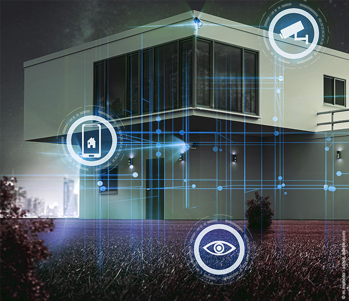 Eigenheim mit Symbolen: Videoüberwachung, Technologie Konzept
